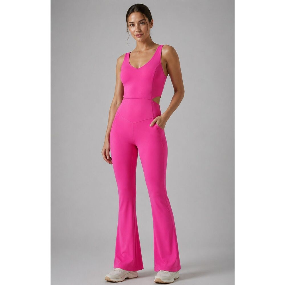 NWT Halara UltraSculpt™ Crisscross Tummy Control Butt Lifting flare activewear j